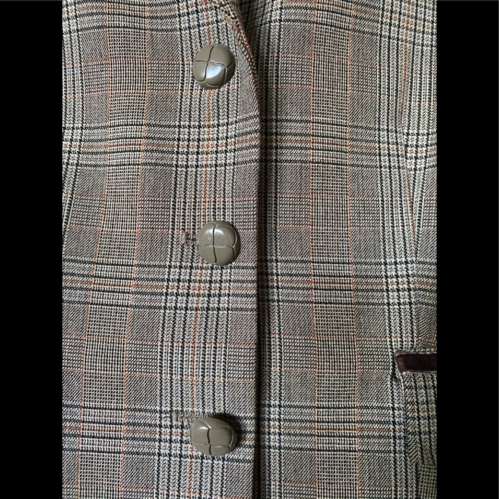 🦋KENAR PLAID ELBOW PATCH SHORT SUIT BLAZER 🦋 - Picture 5 of 9